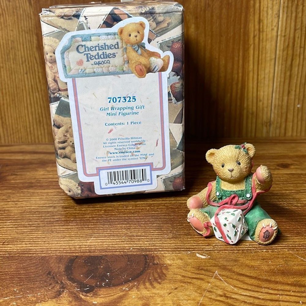 Cherished Teddies Girl Wrapping‎ Gift Mini Figurine 707325
